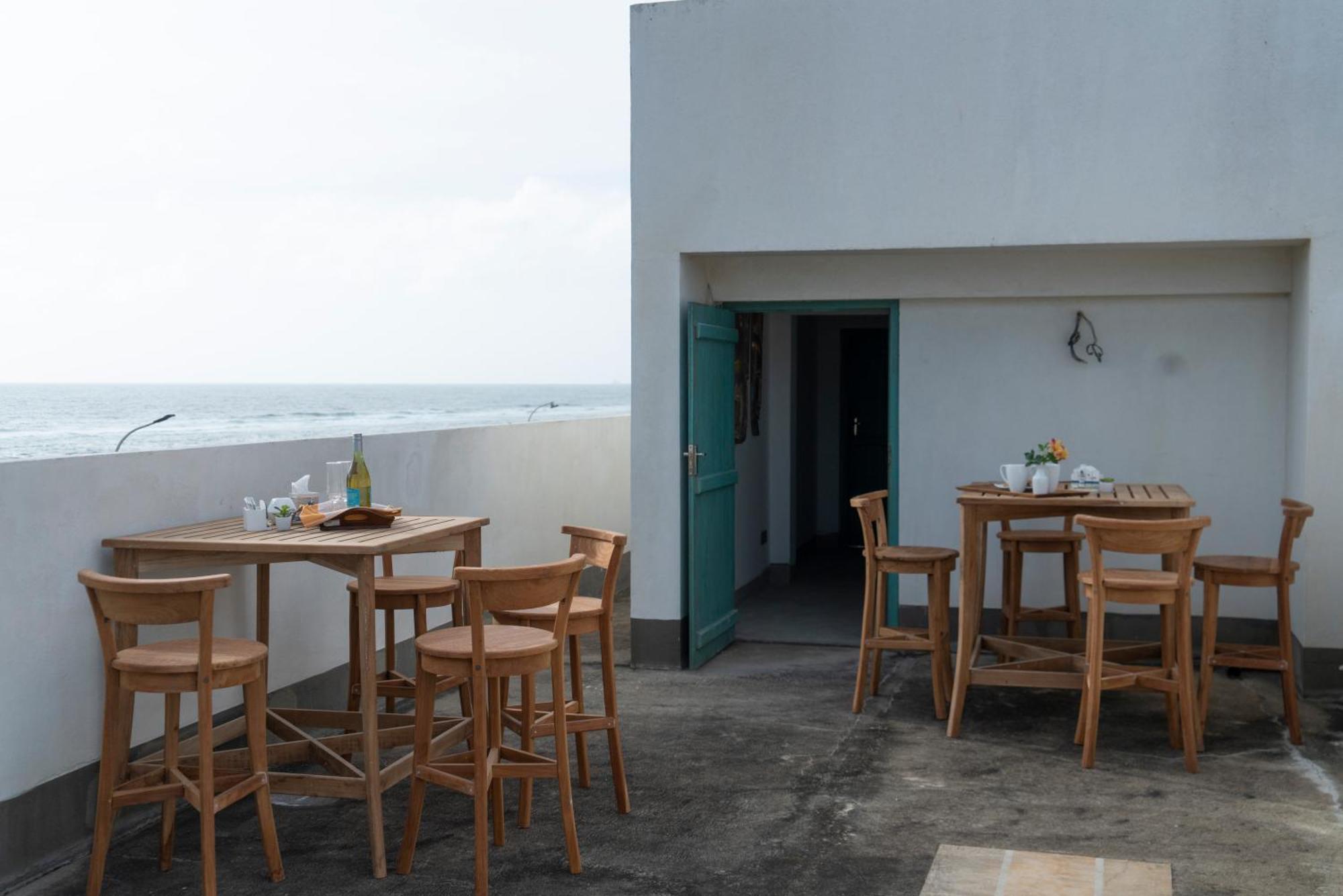 Four Petals Inn Colombo Exterior photo